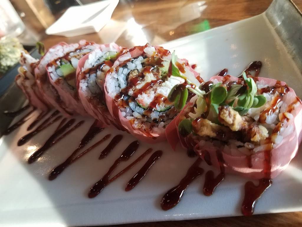 El Pez Kitchen & Sushi | restaurant | 3404 Palm Ave, San Diego, CA 92154, USA | 6196003161 OR +1 619-600-3161