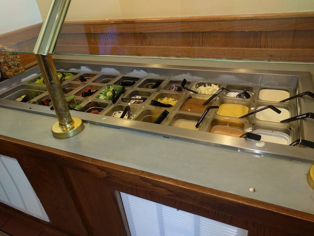 Round Table Pizza | meal delivery | 1901 Junipero Serra Blvd Ste C, Daly City, CA 94014, USA | 6507577300 OR +1 650-757-7300