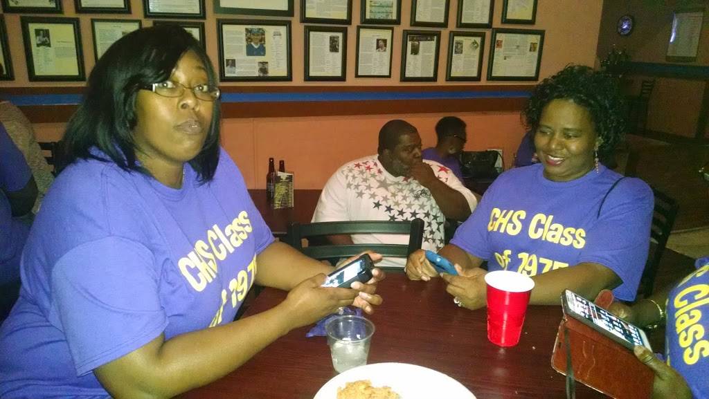 Neighborhood Corner Stone LLC | restaurant | 164 NE Railroad St, Lake City, FL 32055, USA | 3867580047 OR +1 386-758-0047