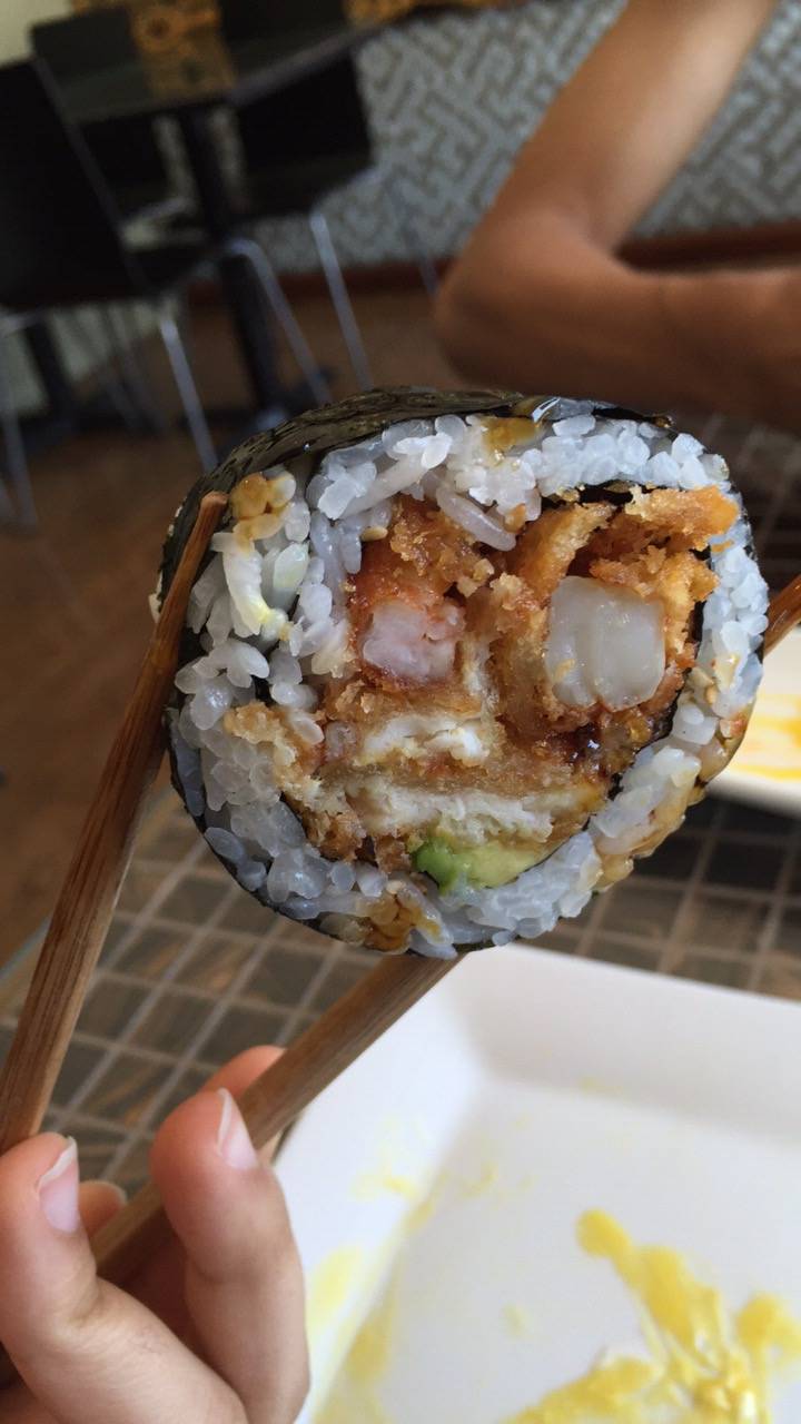 Sakana Thai Japanese Fusion Restaurant | restaurant | 111 W 2nd St, Elmhurst, IL 60126, USA | 6308334030 OR +1 630-833-4030