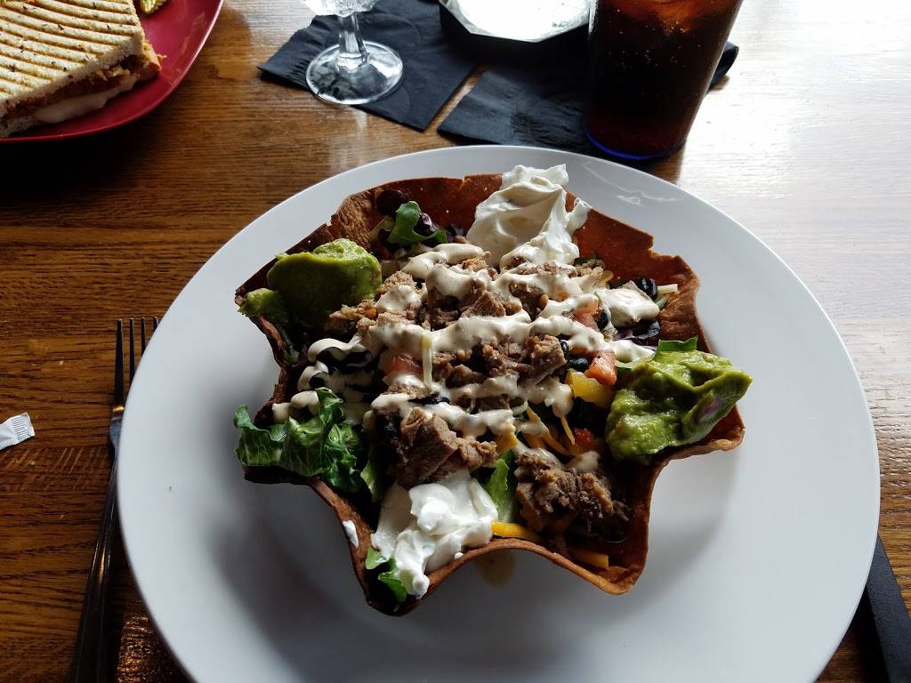 Fresh Palate | restaurant | 109 N 2nd Ave, Alpena, MI 49707, USA | 9893581400 OR +1 989-358-1400