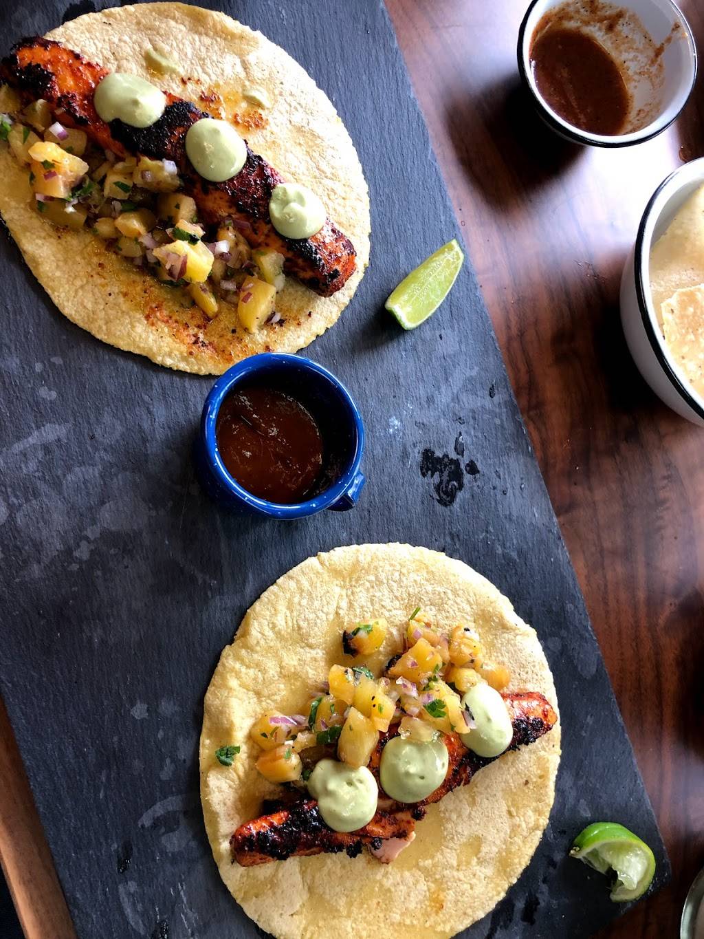 Villa Azteca | restaurant | 157 Main St, Salinas, CA 93901, USA | 8312562669 OR +1 831-256-2669