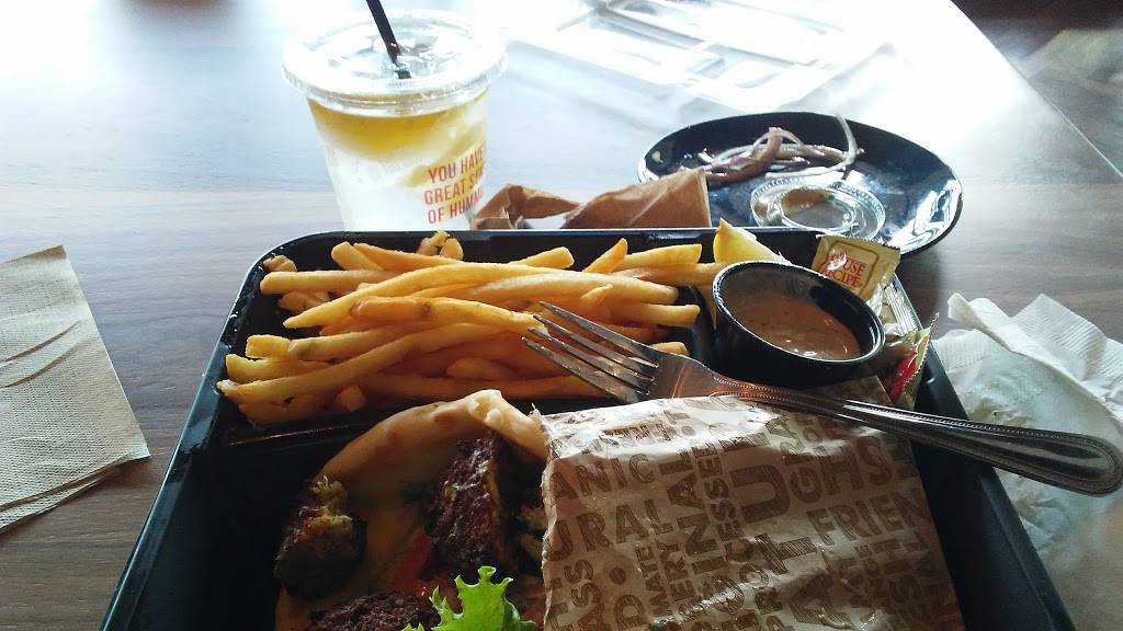 Luna Grill - Sherman Oaks | restaurant | 4550 Van Nuys Blvd a3, Sherman Oaks, CA 91403, USA | 7472085862 OR +1 747-208-5862