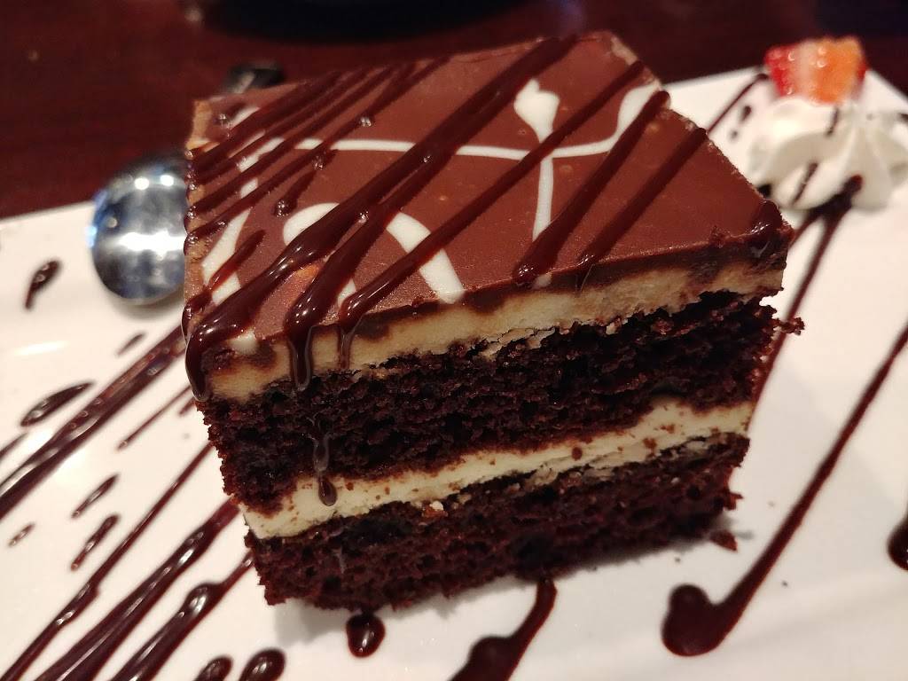 Fratellos Chicago pizzeria | restaurant | 7330 Cortez Rd W, Bradenton, FL 34210, USA | 9417940300 OR +1 941-794-0300