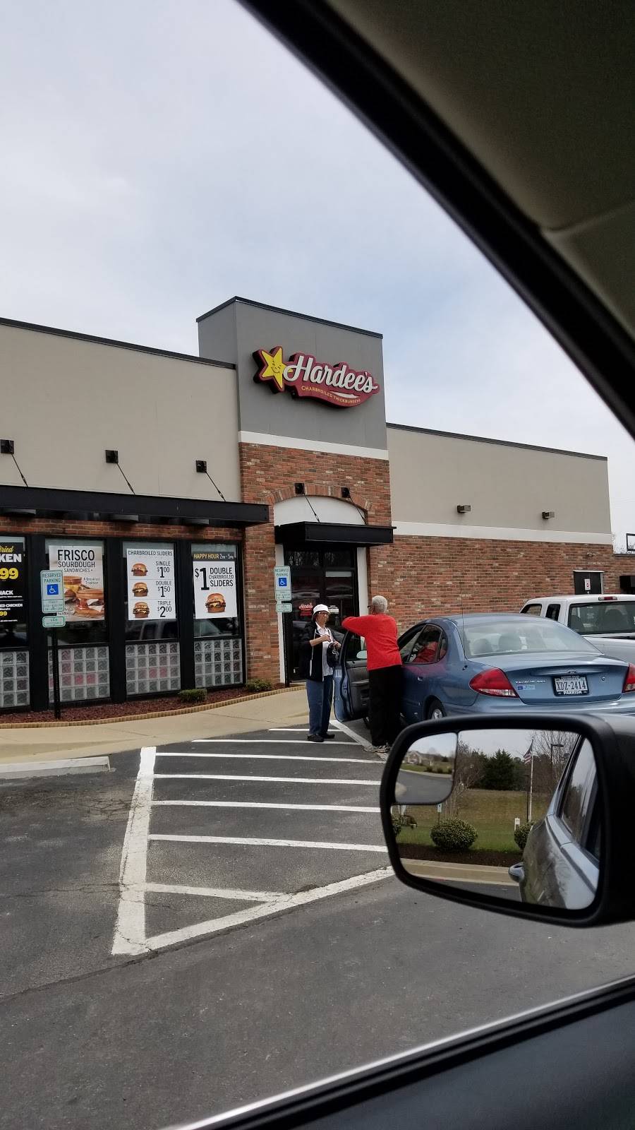 Hardees | restaurant | 1945 Sandy Hook Rd, Goochland, VA 23063, USA | 8045566741 OR +1 804-556-6741