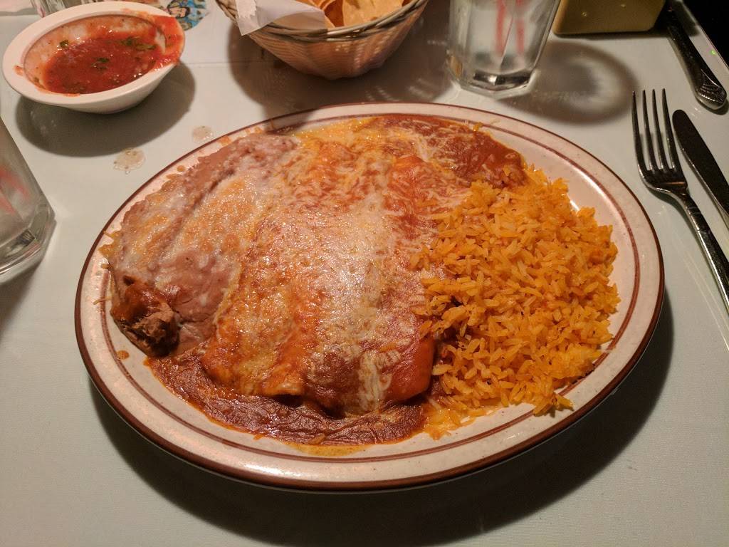 Darios Mexican Restaurant | restaurant | 24523 Newhall Ave, Newhall, CA 91321, USA | 6612556868 OR +1 661-255-6868
