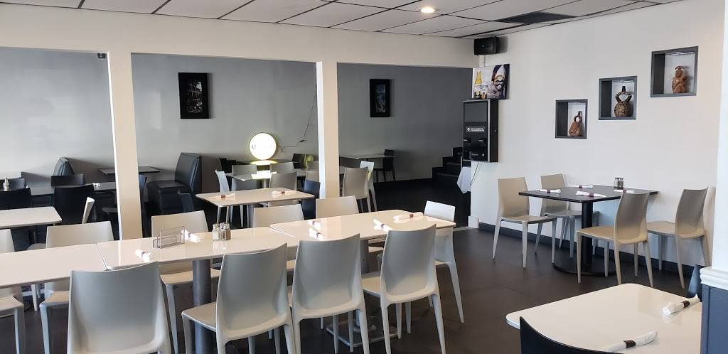 MOMBACHO RESTAURANT | restaurant | 666 NE 167th St North, Miami, FL 33162, USA | 3059447102 OR +1 305-944-7102