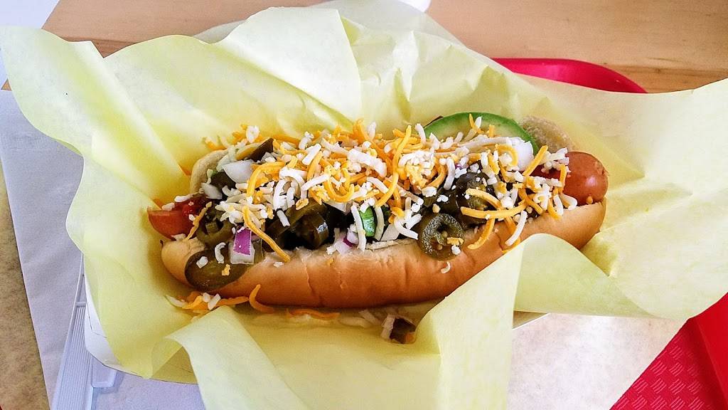 Main Street Footers | restaurant | 425 E Main St, Turlock, CA 95380, USA | 2096678383 OR +1 209-667-8383