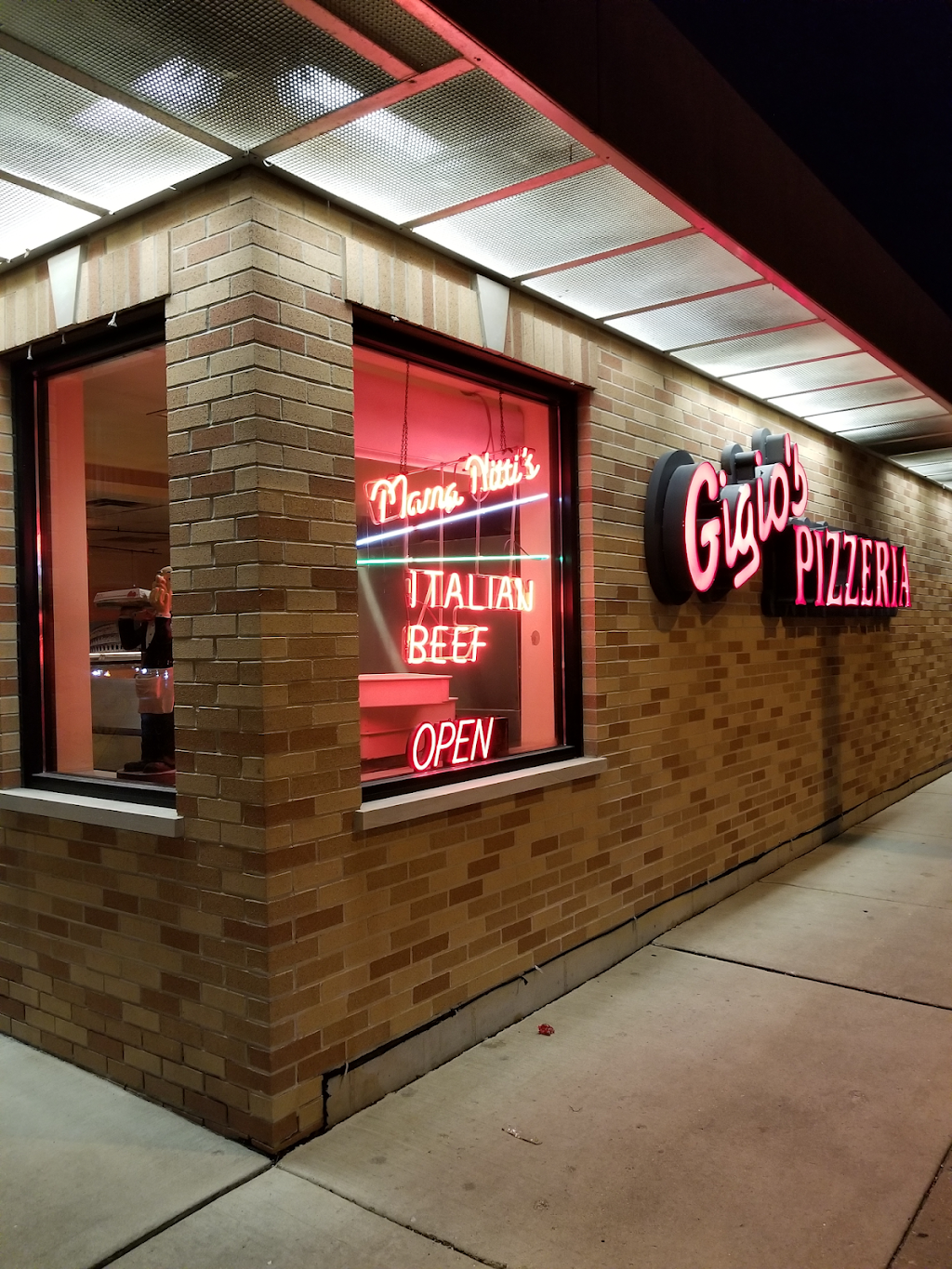 Gigios Pizzeria | restaurant | 1603 Oakton Street, Des Plaines, IL 60018, USA | 8472985700 OR +1 847-298-5700