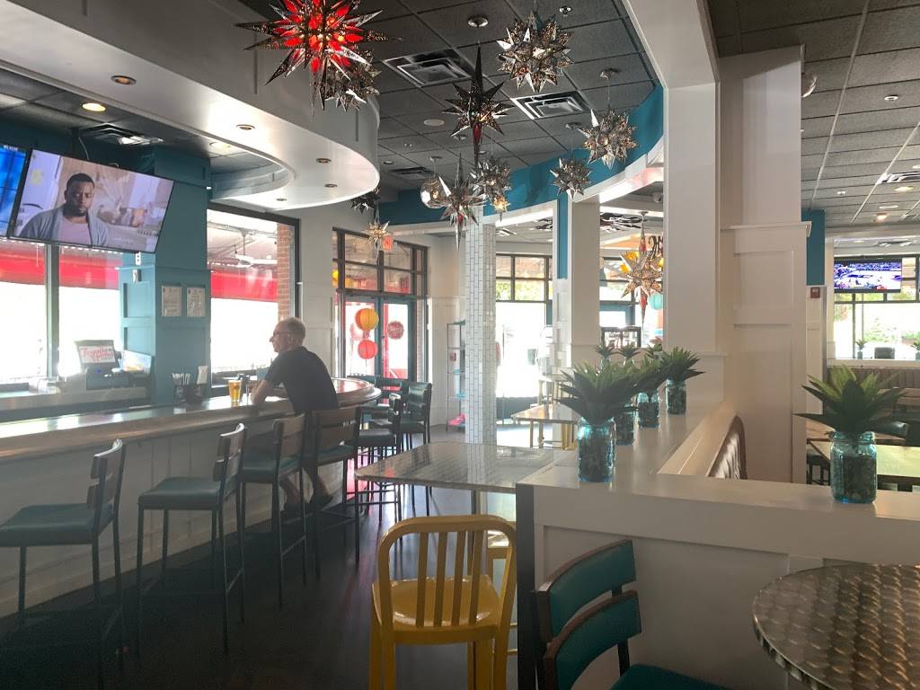 Tequila Mama Taqueria | restaurant | 340 Town Center Ave, Suwanee, GA 30024, USA | 6784563131 OR +1 678-456-3131