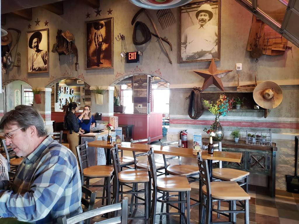 Lupe Tortilla | restaurant | 240 Bass Pro Dr, Round Rock, TX 78665, USA | 5129752440 OR +1 512-975-2440