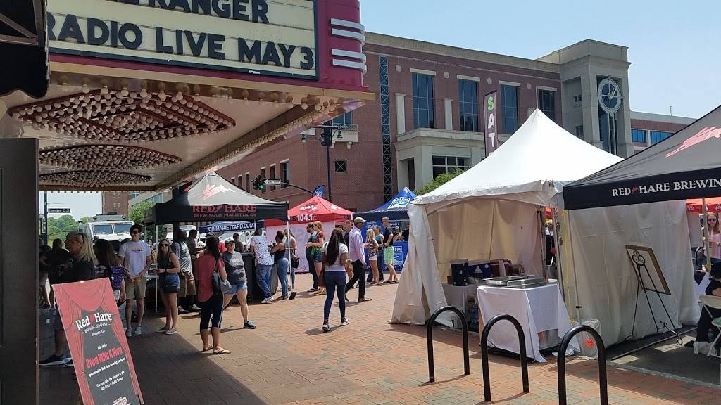 Sarah Jeans Ice Cream | restaurant | 109 N Park Square, Marietta, GA 30060, USA | 7704245179 OR +1 770-424-5179