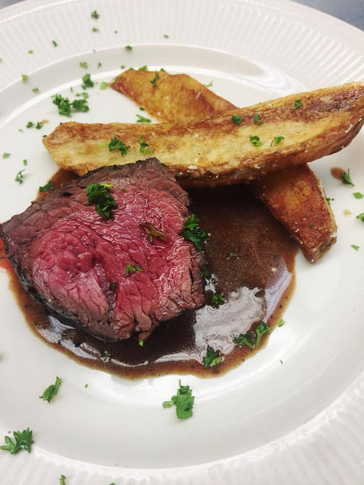 Tavola | restaurant | 7098 Mahoning Ave, Austintown, OH 44515, USA | 3305188039 OR +1 330-518-8039