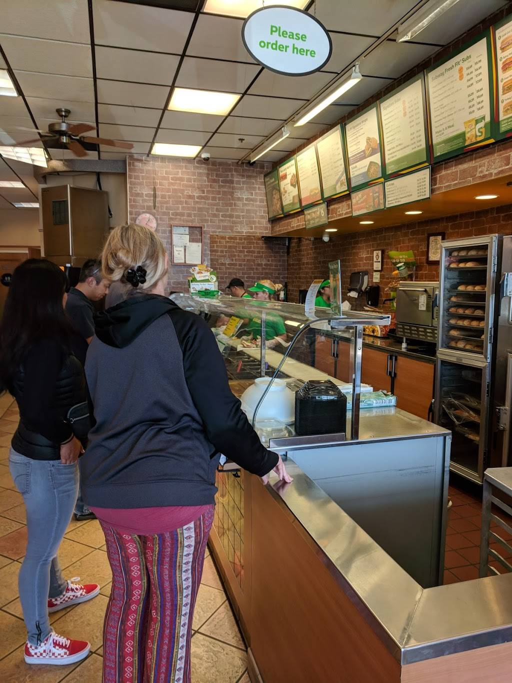 Subway | restaurant | 415 W Ventura Blvd Suite 300, Camarillo, CA 93010, USA | 8059877661 OR +1 805-987-7661