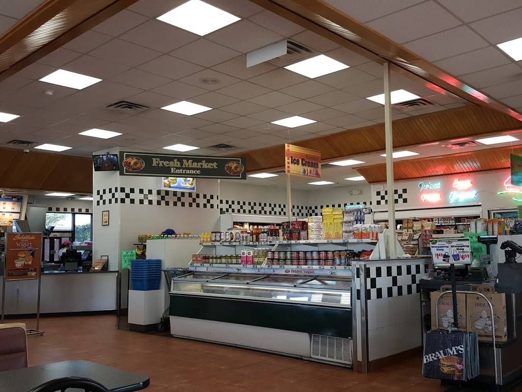 Braums Ice Cream & Burger Restaurant | restaurant | 656 S Ohio St, Salina, KS 67401, USA | 7858235229 OR +1 785-823-5229