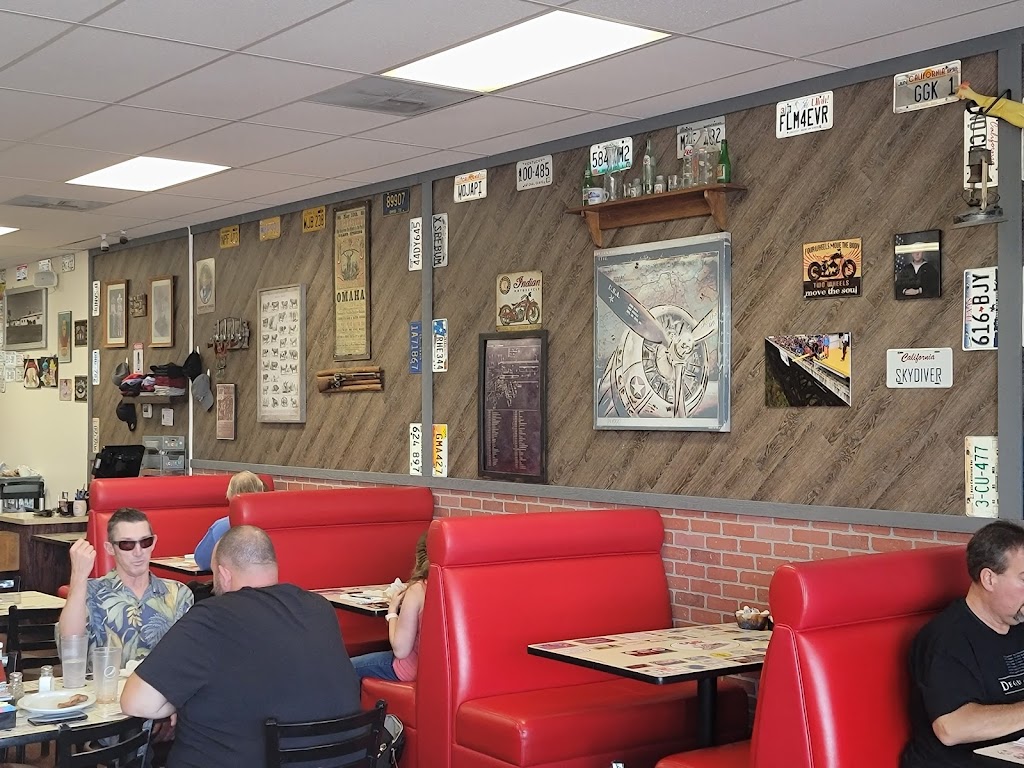 Crazy Ottos Diner | cafe | 19132 Soledad Canyon Rd, Santa Clarita, CA 91351, USA | 6612996886 OR +1 661-299-6886
