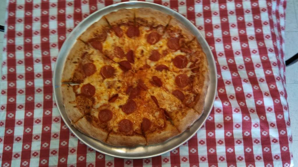 Pizza Roma & Pasta House | restaurant | 2556 Constitution Blvd, Beaver Falls, PA 15010, USA | 7248466500 OR +1 724-846-6500