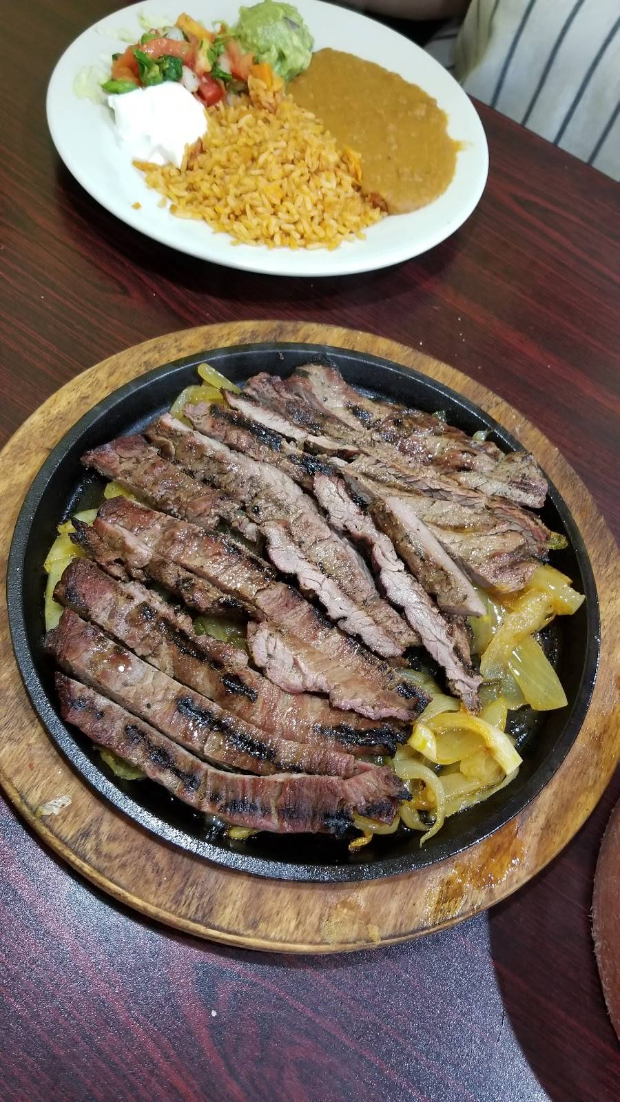 MasFajitas - Taylor | restaurant | 2600 W 2nd St, Taylor, TX 76574, USA | 5123529292 OR +1 512-352-9292