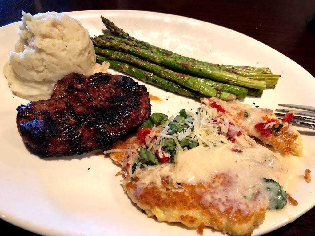 BJs Restaurant & Brewhouse | restaurant | 11905 Gateway Blvd W, El Paso, TX 79936, USA | 9156338300 OR +1 915-633-8300