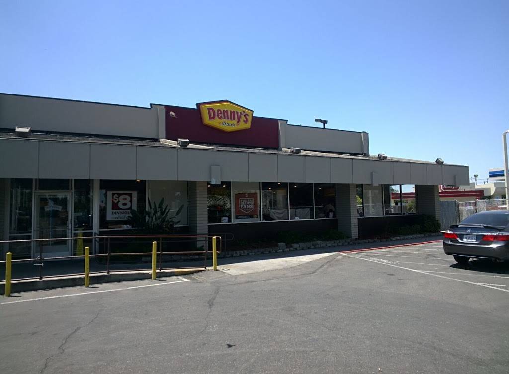 Dennys | restaurant | 1121 N Parkway Dr, Fresno, CA 93728, USA | 5592337811 OR +1 559-233-7811