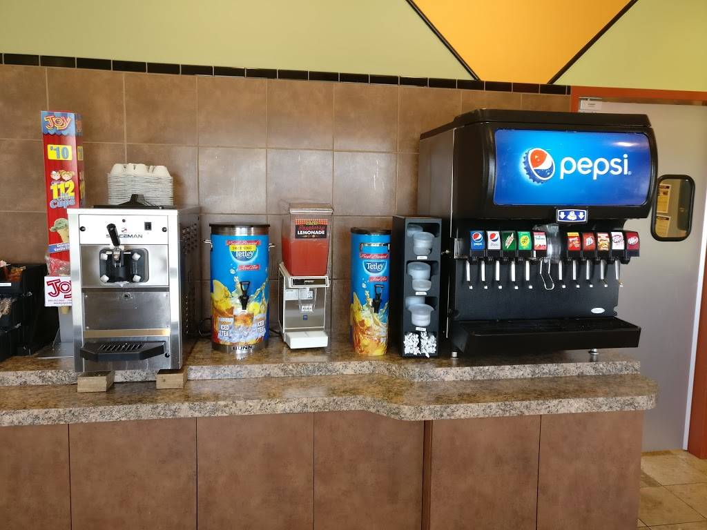 Golden Chick | meal takeaway | 7979 S Hampton Rd, Dallas, TX 75232, USA | 9727809000 OR +1 972-780-9000