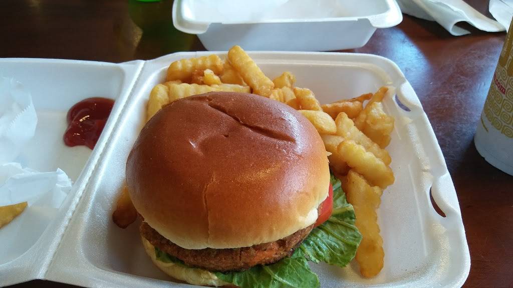 Showmars 7th Street | restaurant | 2004 E 7th St, Charlotte, NC 28204, USA | 7043760565 OR +1 704-376-0565