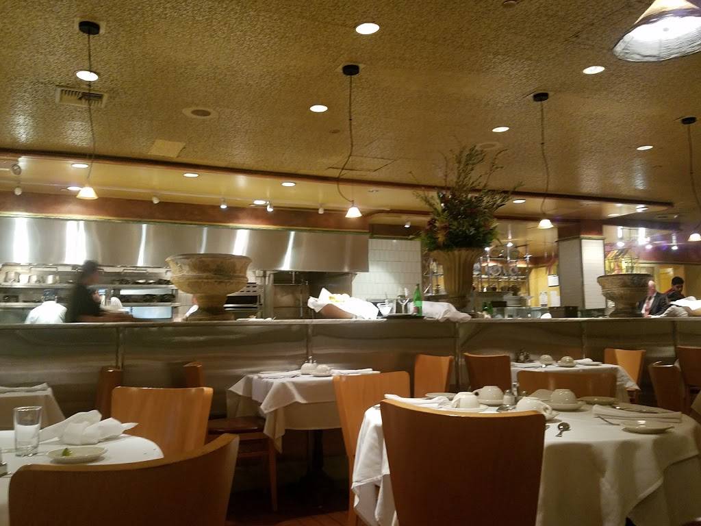 Il Fornaio | restaurant | 520 Cowper St, Palo Alto, CA 94301, USA | 6508533888 OR +1 650-853-3888