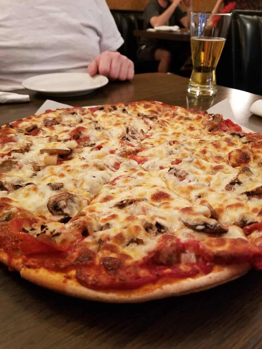 A & A Pagliais Pizza | restaurant | 302 E Bloomington St, Iowa City, IA 52245, USA | 3193515073 OR +1 319-351-5073