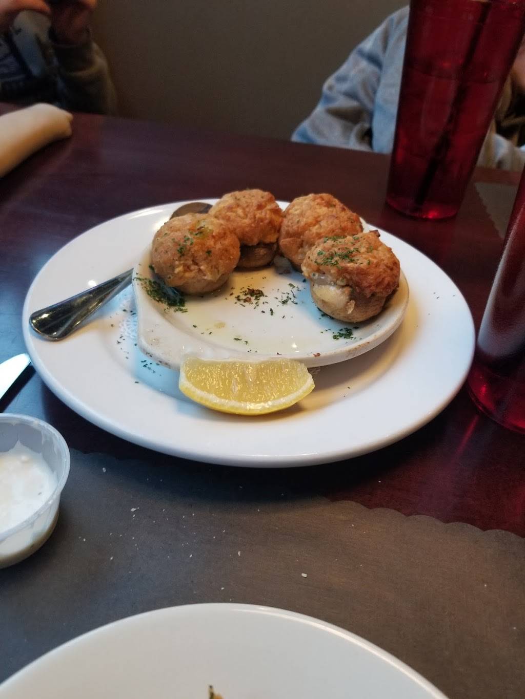 36 Town Grill & Tap | restaurant | 42 Town St, Norwich, CT 06360, USA | 8609498878 OR +1 860-949-8878