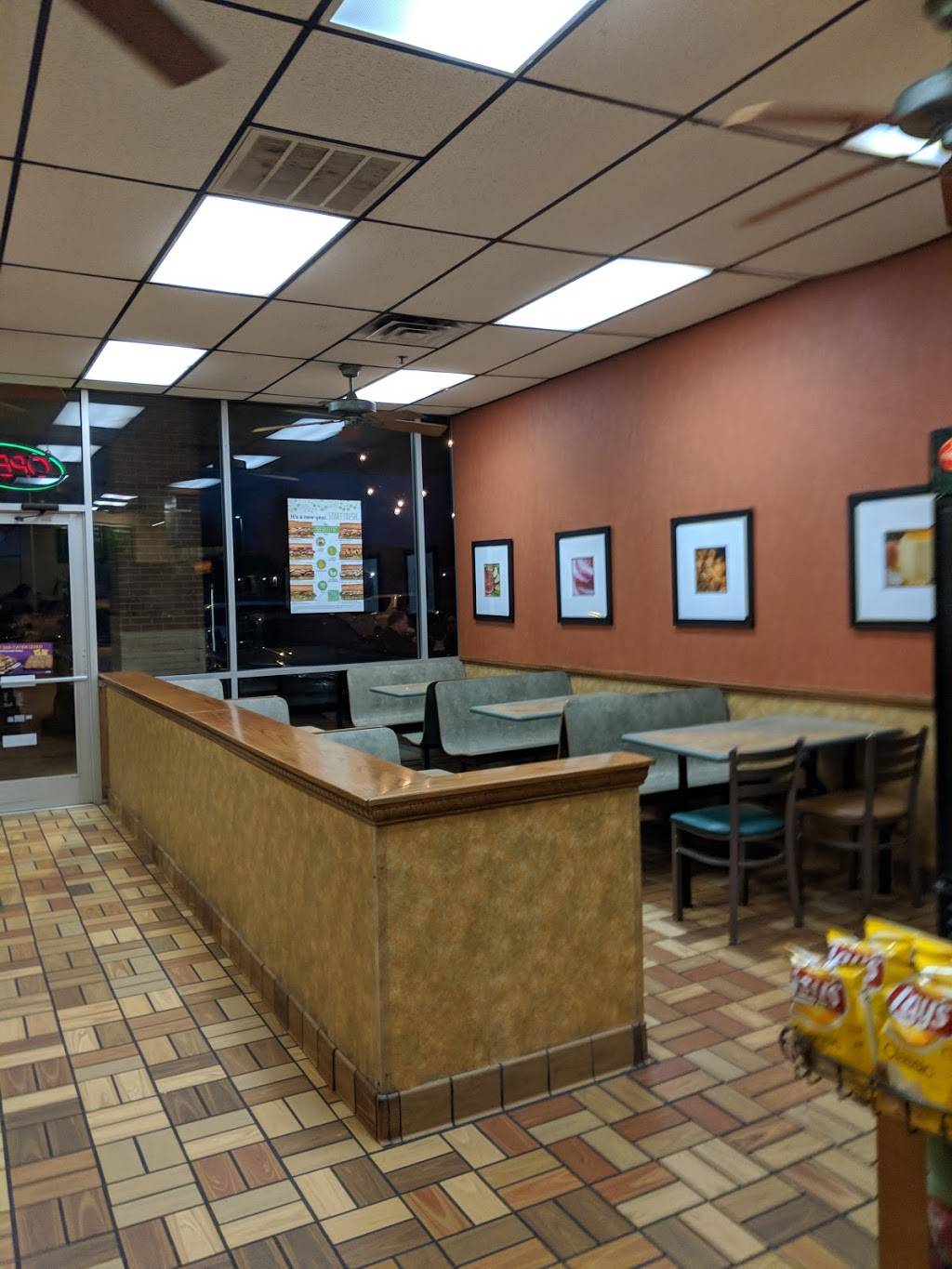 Subway | restaurant | Exxon Tiger Mart, 5960 W Parker Rd Suite 290, Plano, TX 75093, USA | 9723789488 OR +1 972-378-9488
