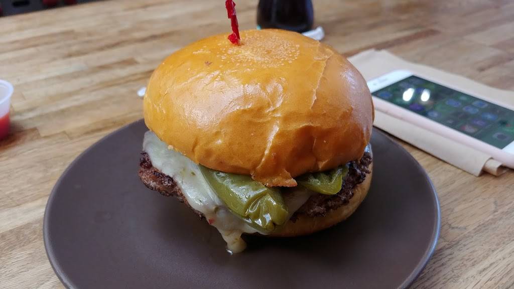 Native Burger | restaurant | 3420 Geary Blvd, San Francisco, CA 94118, USA | 4156824197 OR +1 415-682-4197