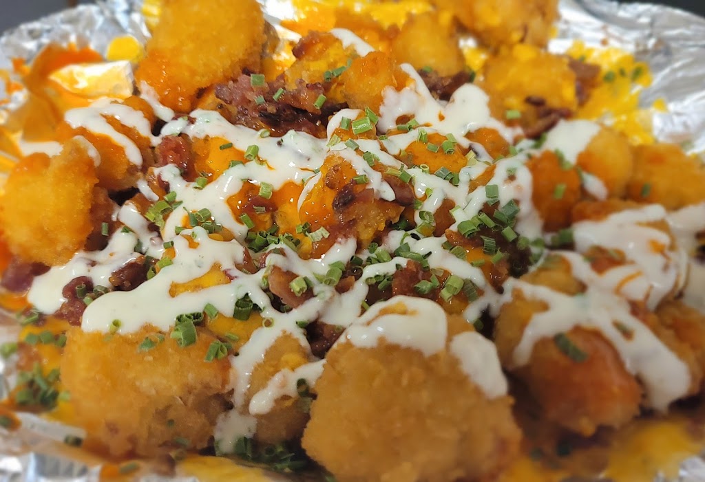 The Backstretch Bar & Grill | restaurant | 729 W Madison St, Pontiac, IL 61764, USA | 8158423304 OR +1 815-842-3304