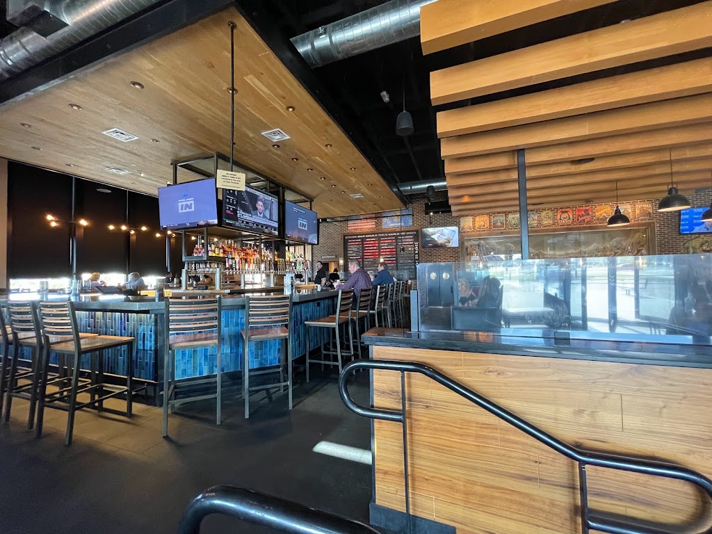 BJs Restaurant & Brewhouse | restaurant | 9009 E 71st St, Tulsa, OK 74133, USA | 5392159040 OR +1 539-215-9040