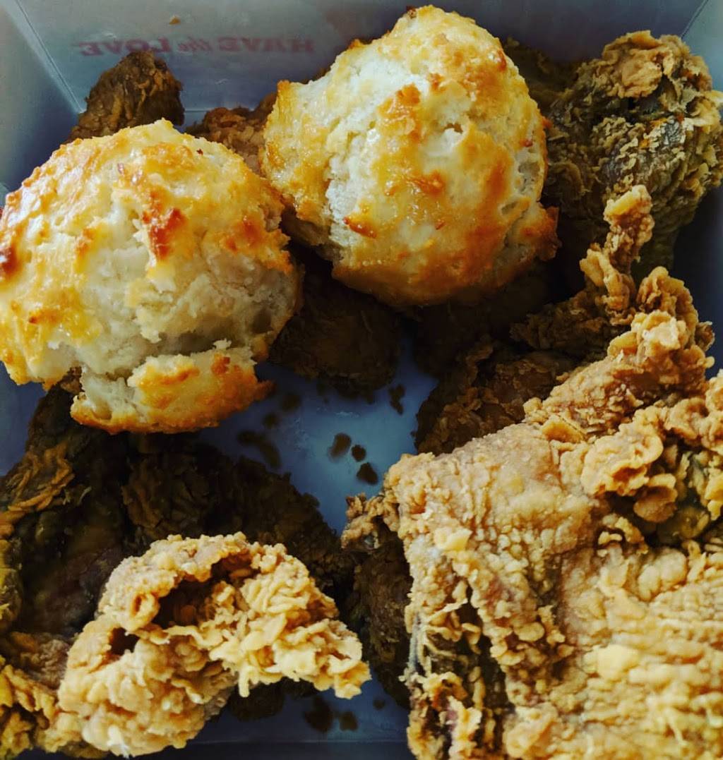 Churchs Chicken | restaurant | City South Plaza, 7700 Hurontario St #502, Brampton, ON L6Y 4M3, Canada | 9054976222 OR +1 905-497-6222