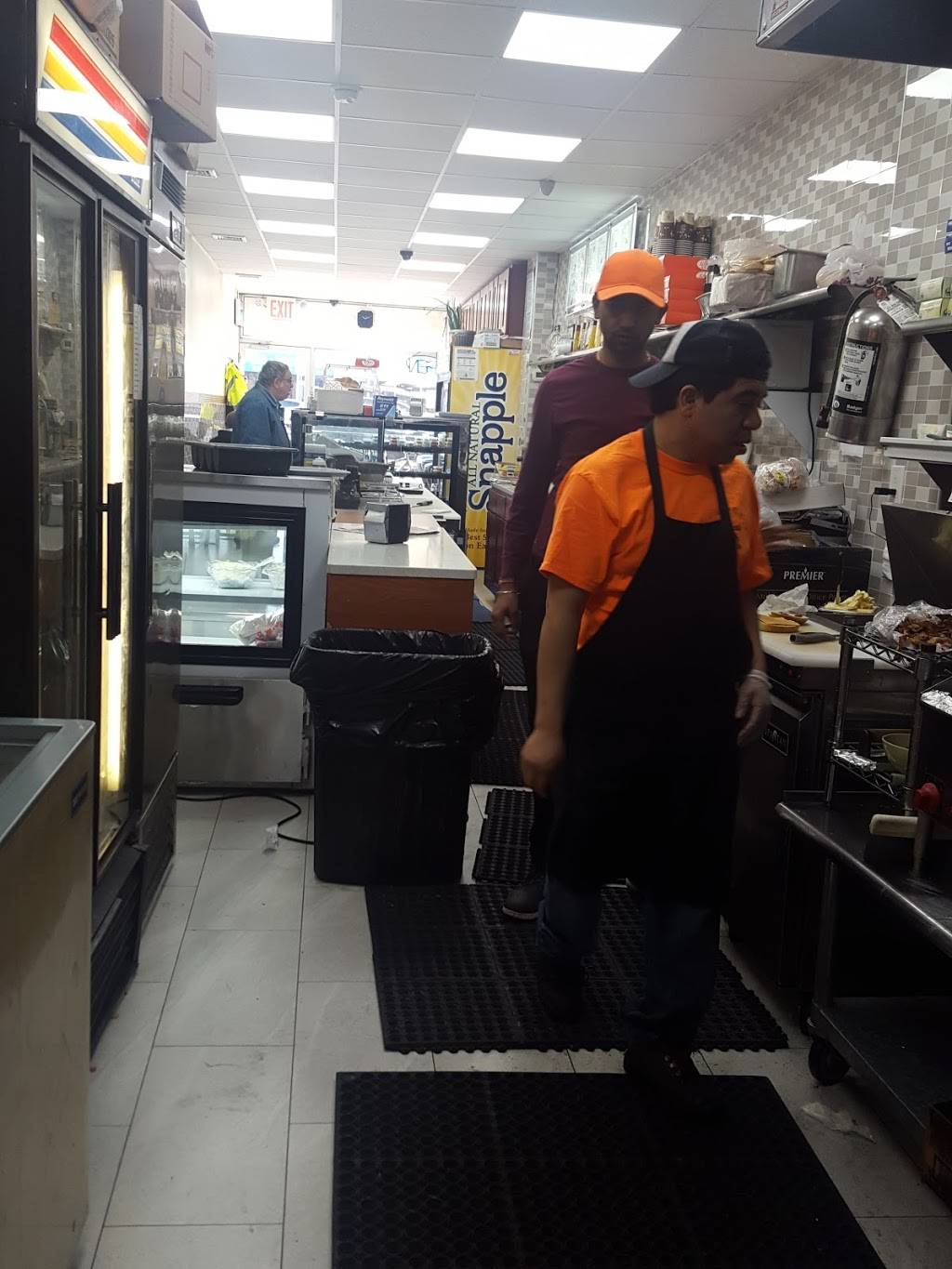 Friends Coffee Shop | cafe | 118-17 Queens Blvd, Forest Hills, NY 11375, USA | 7182616317 OR +1 718-261-6317