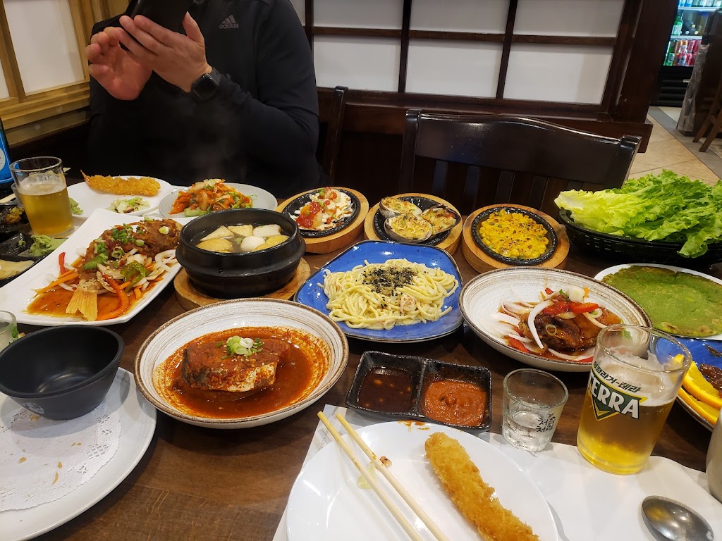 Jejudo Seafood(원조 제주도횟집 뉴저지) | restaurant | 452 Broad Ave, Palisades Park, NJ 07650, USA | 2015850800 OR +1 201-585-0800