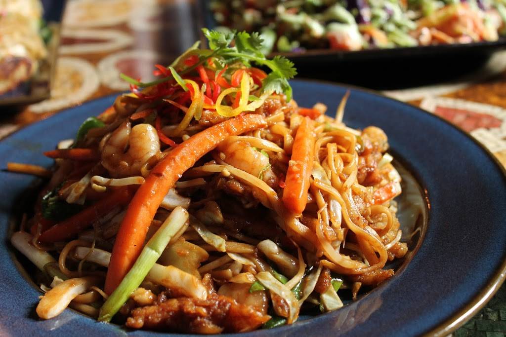 Yak & Yeti Restaurant | restaurant | 775 Werikhe Way, Lake Buena Vista, FL 32830, USA | 4078249384 OR +1 407-824-9384