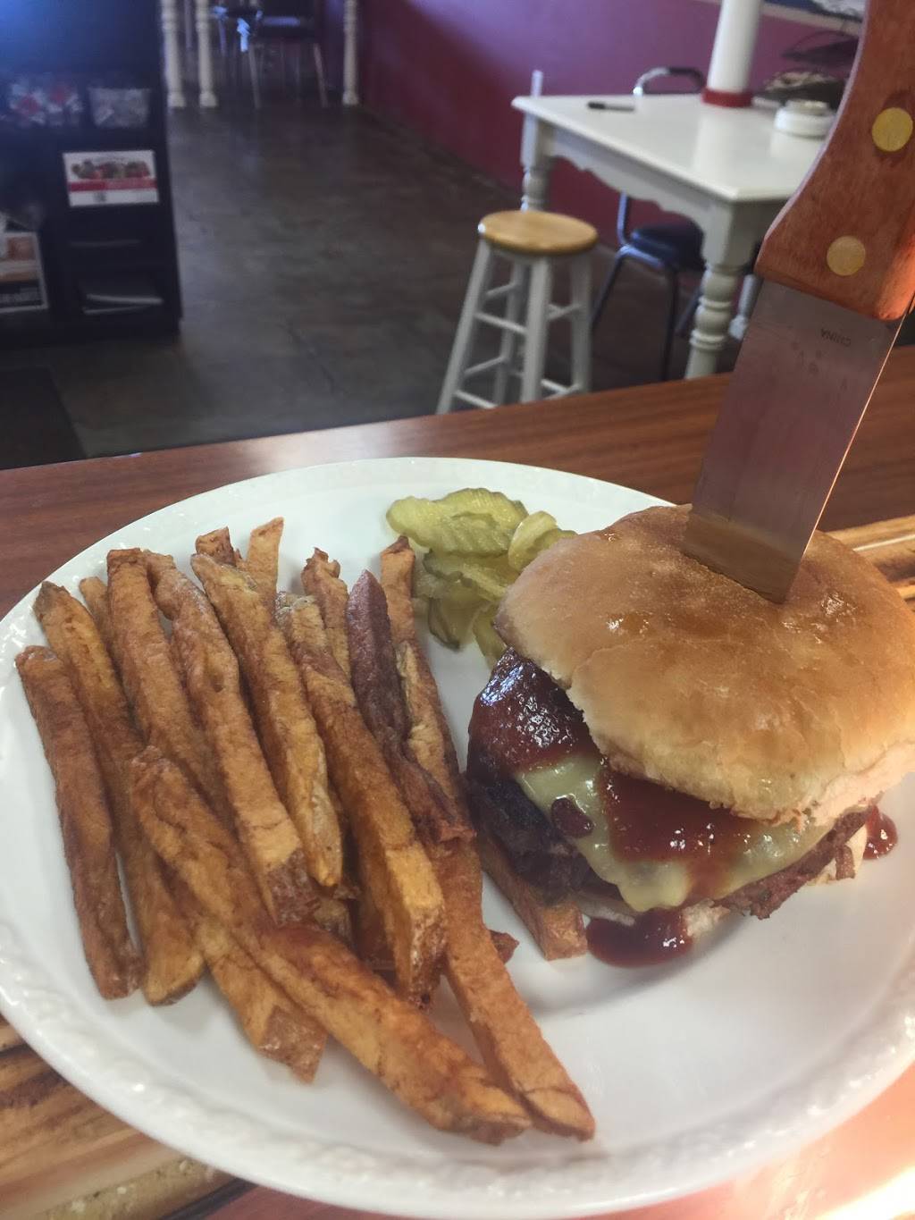 Archies Diner & BBQ | restaurant | 3603 N Hwy 71, Alma, AR 72921, USA | 4792768684 OR +1 479-276-8684