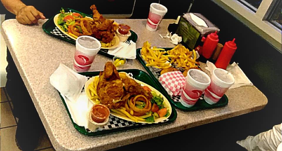 Andys Burgers | restaurant | 310 E Holt Blvd, Ontario, CA 91761, USA | 9099848090 OR +1 909-984-8090