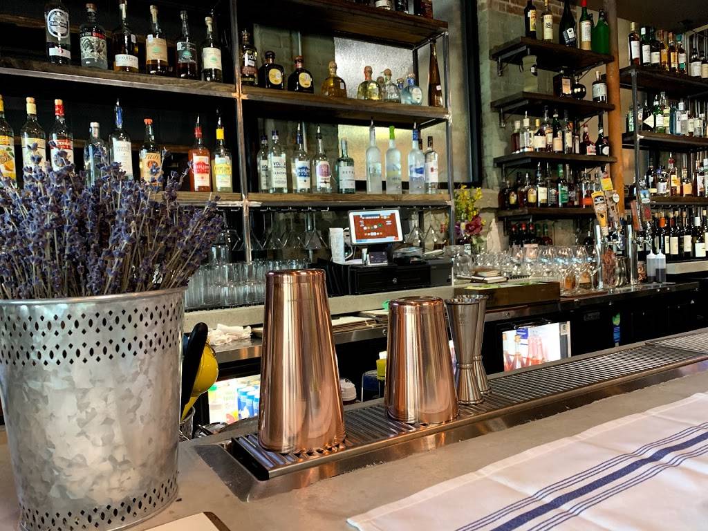 Wishbone and Flynt | restaurant | 334 Bryan Ave, Fort Worth, TX 76104, USA | 8179452433 OR +1 817-945-2433