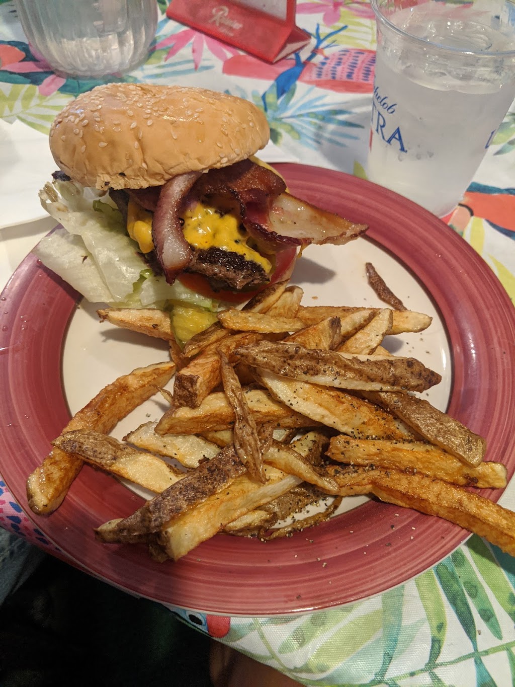 Calder Store Restaurant & Lounge | restaurant | Railroad St, Calder, ID 83808, USA | 2082455278 OR +1 208-245-5278