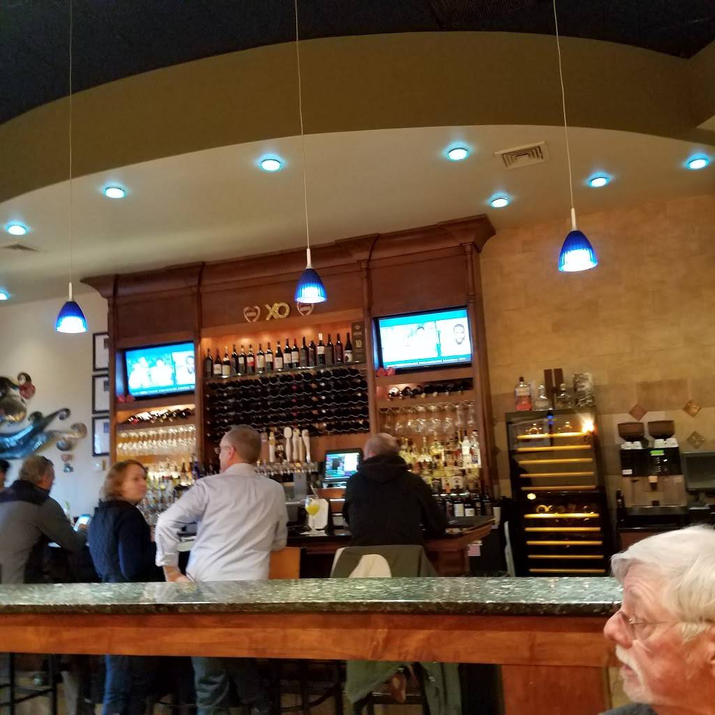 Crew | restaurant | 2290 South Rd, Poughkeepsie, NY 12601, USA | 8454628900 OR +1 845-462-8900