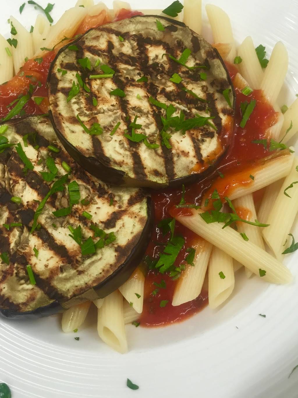 Alfredos At the Inn Italian Restaurant | restaurant | 780 Beta Dr, Mayfield, OH 44143, USA | 4404494833 OR +1 440-449-4833