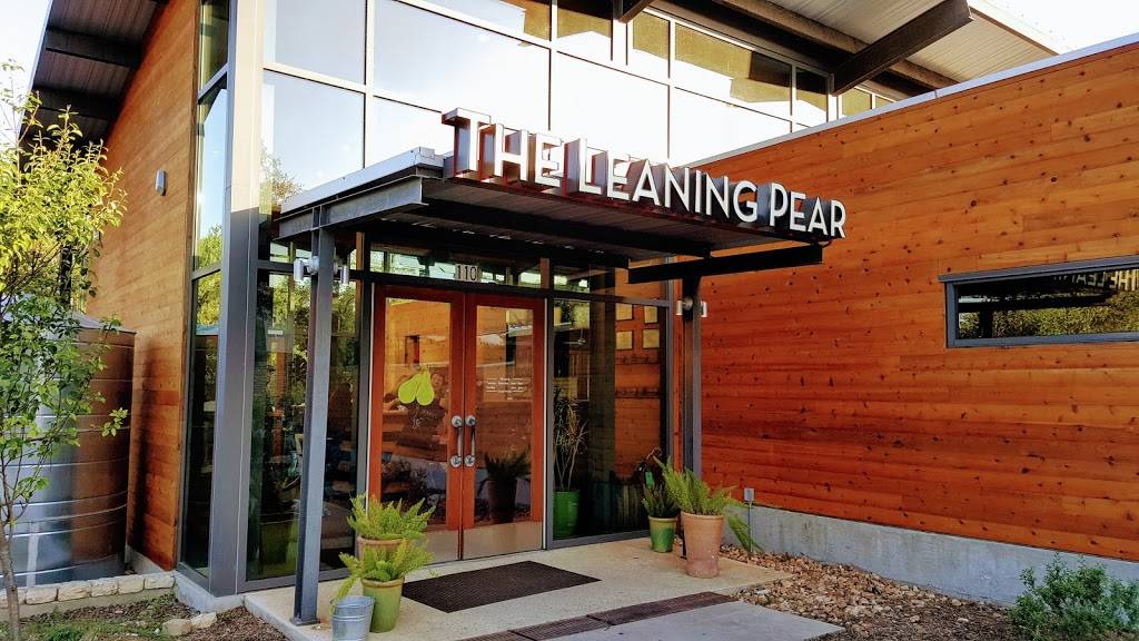 The Leaning Pear | restaurant | 111 River Rd, Wimberley, TX 78676, USA | 5128477327 OR +1 512-847-7327