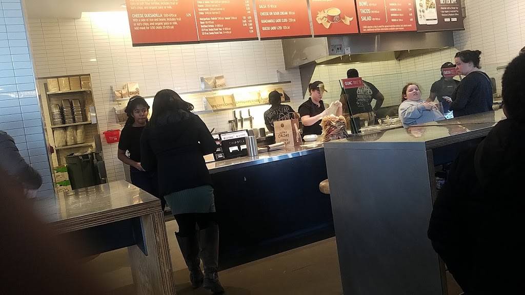 Chipotle Mexican Grill | restaurant | 13937 Cedar Rd, South Euclid, OH 44118, USA | 2164722674 OR +1 216-472-2674