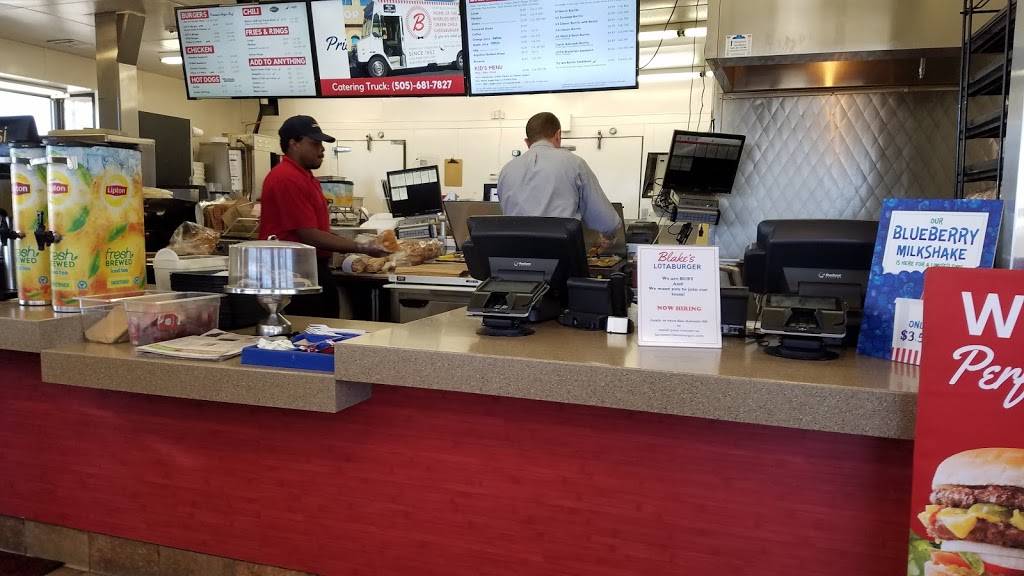 Blakes Lotaburger | restaurant | 6215 San Antonio Dr NE, Albuquerque, NM 87109, USA | 5058211958 OR +1 505-821-1958