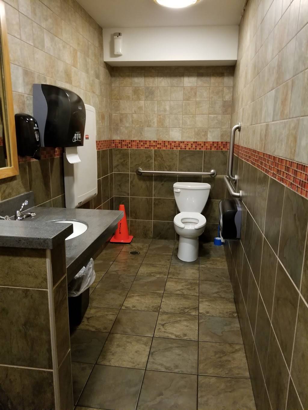 Bill Grays Ontario Tap Room | restaurant | 364 NY-104, Ontario, NY 14519, USA | 5852650055 OR +1 585-265-0055