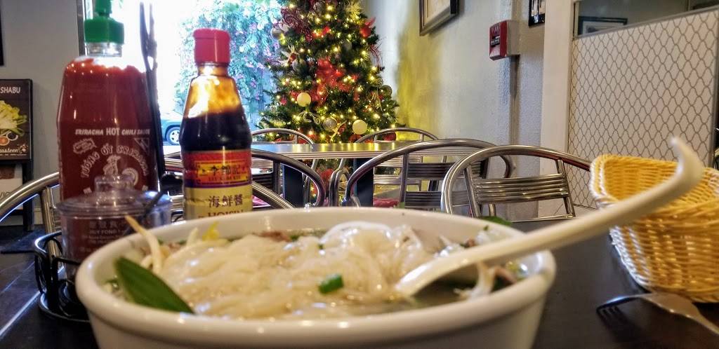 Mangosteen | restaurant | 510 E Broadway, Long Beach, CA 90802, USA | 5624955999 OR +1 562-495-5999