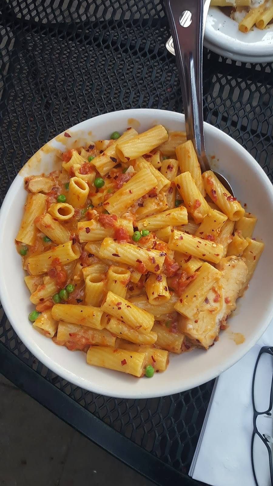 Buca di Beppo Italian Restaurant | restaurant | 122 Kentlands Blvd, Gaithersburg, MD 20878, USA | 3019477346 OR +1 301-947-7346