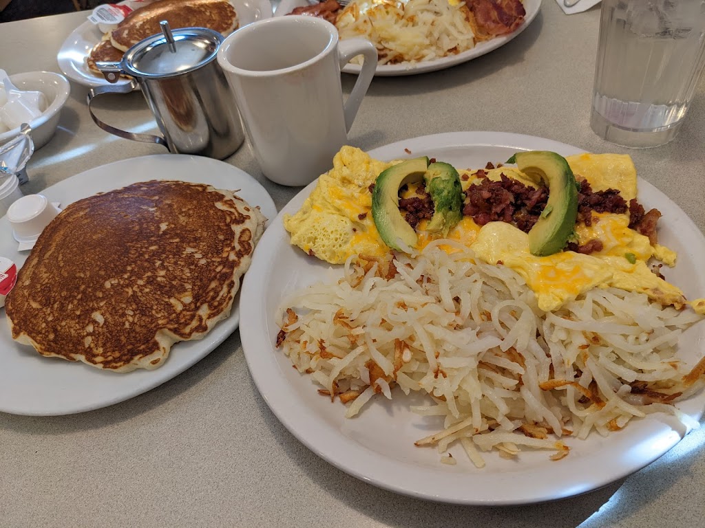 Country Kitchen Restaurant | restaurant | 4137 N Elizabeth St, Pueblo, CO 81008, USA | 7195453179 OR +1 719-545-3179